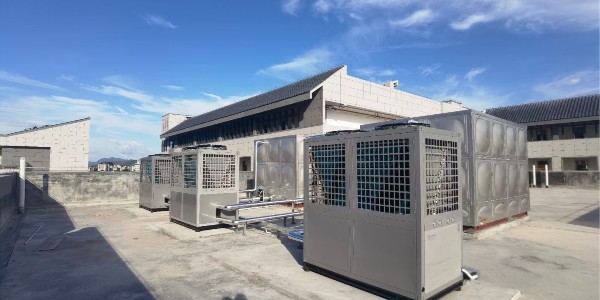 燃气锅炉被“请”出别墅！高端业主为何集体转向空气能？