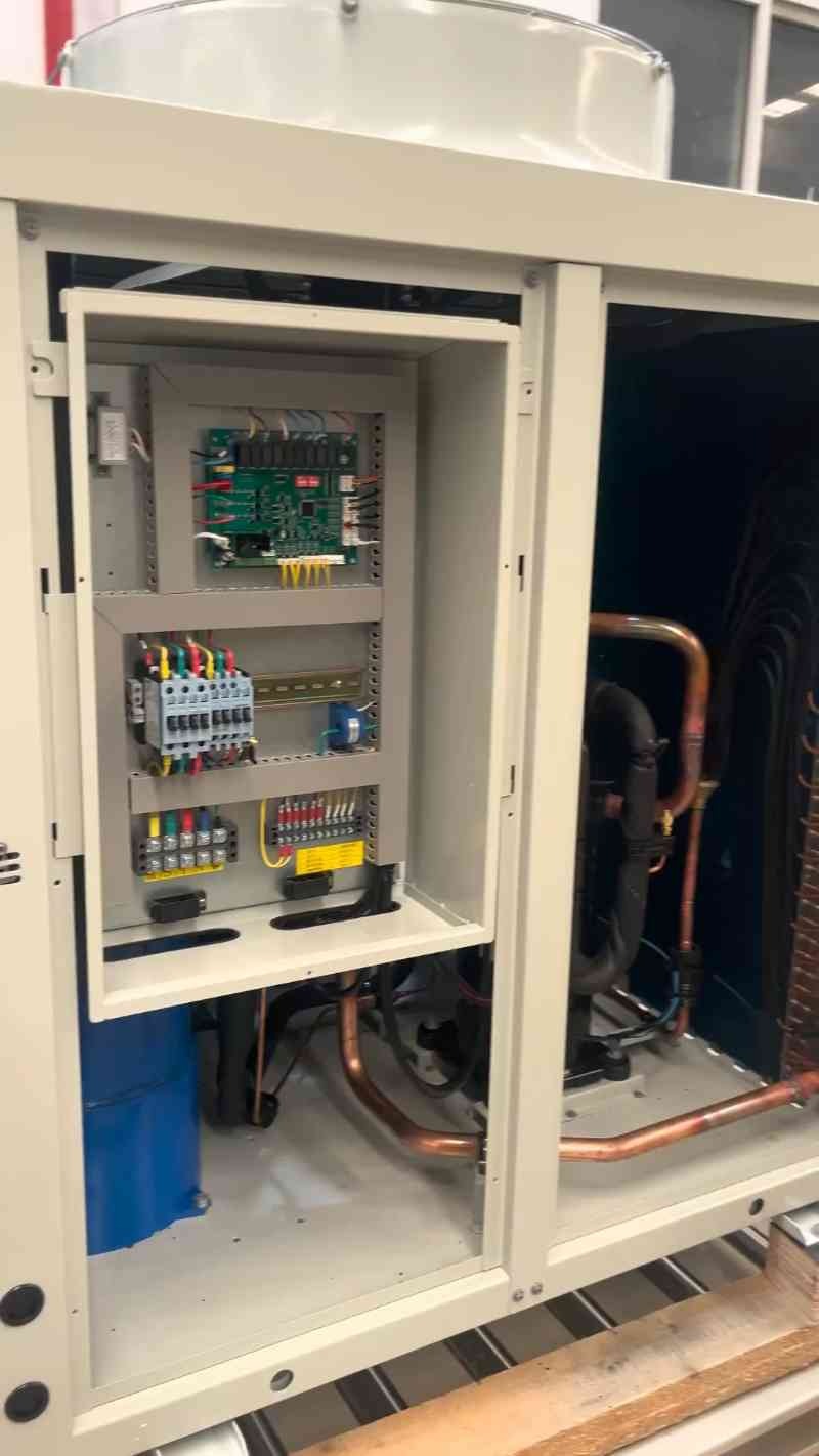 空气能热泵的安全保护装置