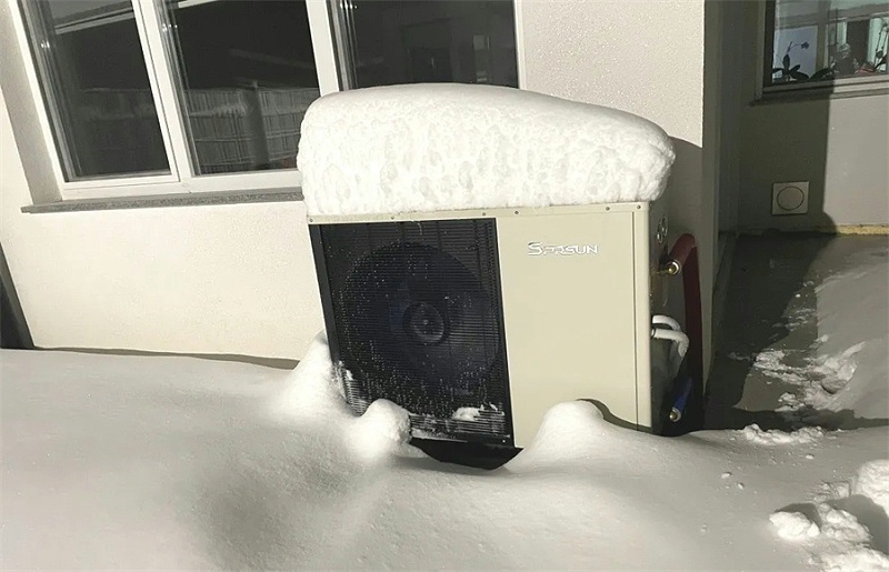 圣普森新一代超低温运行系统的热泵机组